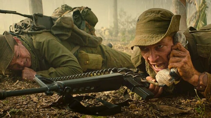 Мощный военный боевик на реальных событиях во Вьетнаме / Битва при Лонгтане