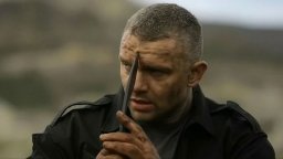 МЯСНИК / Бывший майор превращает предателей в мясной фарш