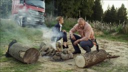 Мужик на фуре спас бизнес-леди от бандитов / Половинки невозможного