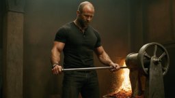 Сбежать и выкрутиться / Враг ближе, чем кажется (2019)